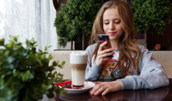 Meta: Urządzenia mobilne mają większy zasięg niż telewizja