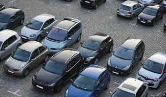 Polski Ład wpływa na samochody: Zobacz jak!