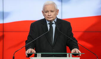 Prezes PiS: Rząd pracuje nad projektem darmowych leków i 800+