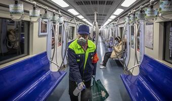 Chiny: Firmy stopniowo wznawiają pracę