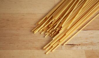 UE znów wie lepiej. Wykończy włoskie spaghetti?