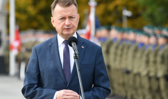 Szef MON: będziemy rozwijać wojska obrony cyberprzestrzeni