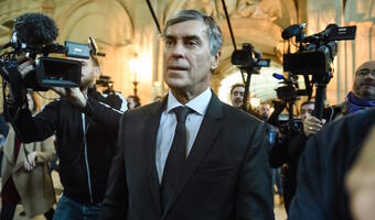 Ruszył proces ministra finansów oskarżonego o oszustwa podatkowe