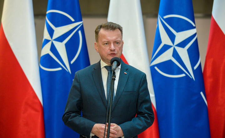 szef MON Mariusz Błaszczak / autor: PAP/Marcin Obara